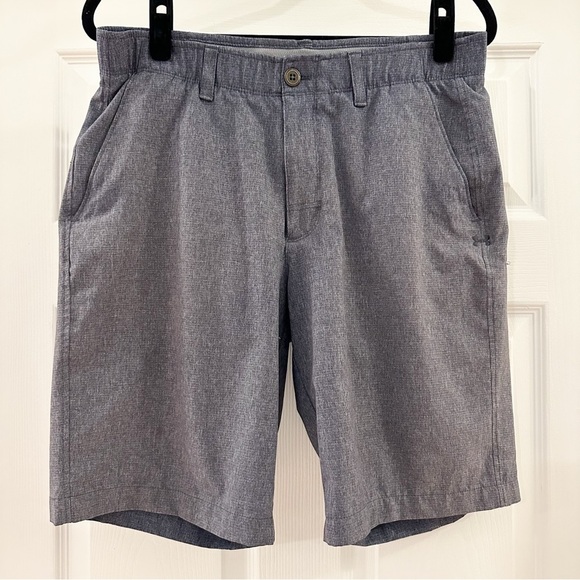 Under Armour Men HeatGear Chino Performance Golf 10" Shorts Gray Loose sz 34 - Picture 1 of 3